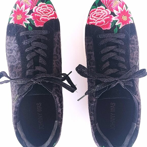 Johnny Was Embroidered Floral Leopard Sneakers Size 9 EUC - Picture 1 of 6